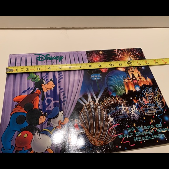 VINTAGE 1992 DISNEY WALL CALENDAR. - Picture 12 of 12